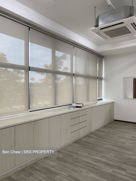 8 Tradehub 21 (D22), Office For Sale 96239931